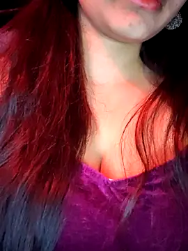 annanya01 online show from 10.25.25