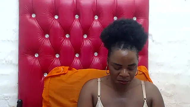 CASSANDRASTONE46 online show from 10.30.25