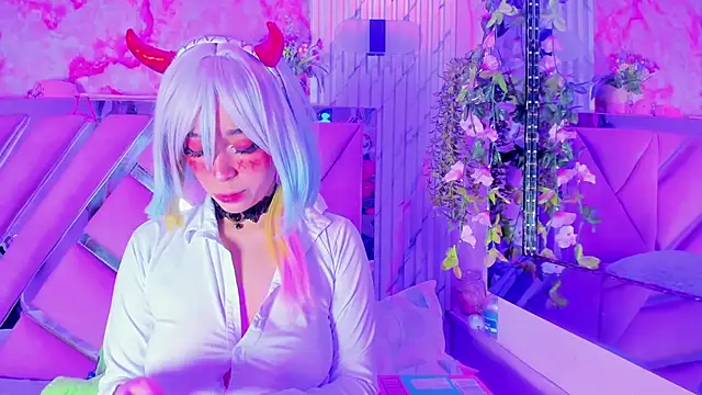 Akane Hikari  online show from 10.13.25