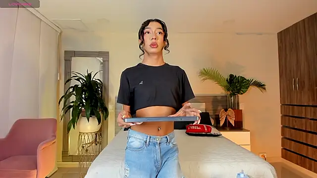 Alaiaguerra online show from 03.03.26