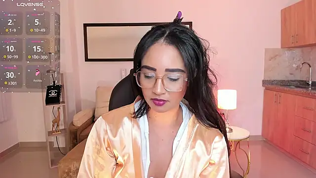 Sharon breezee online show from 09.28.25