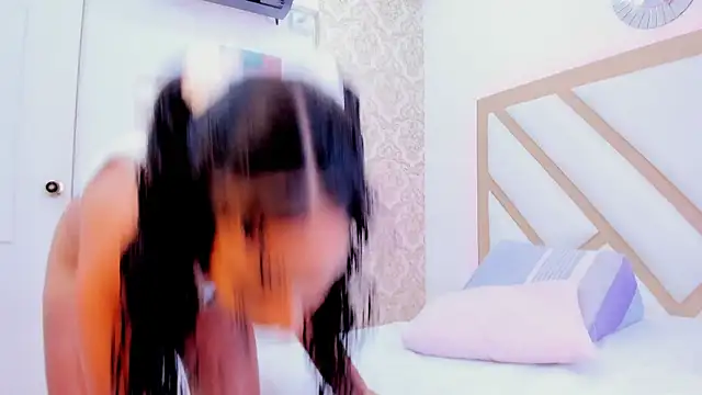 Amber-Sweett online show from 09.14.25