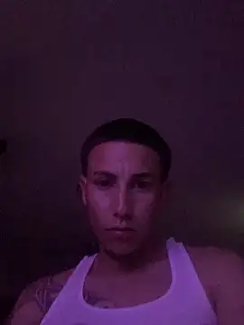 Snapshot of kg4230 chatting on 10.08.25 kg4230 online show from 10.08.25