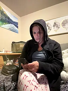 petalsexy online show from 11.19.25