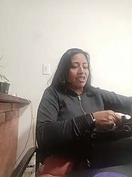 PAULA20- online show from 10.11.25