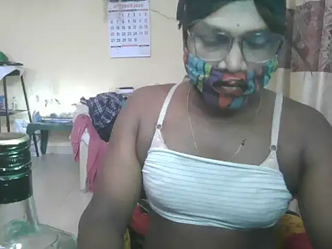 femboyslqueen online show from 10.23.25