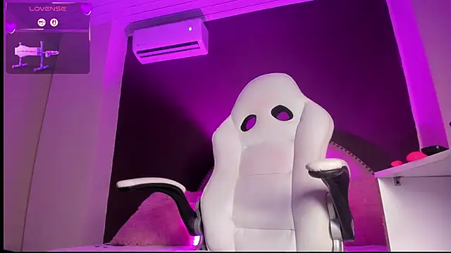  Kendall 19 online show from 03.20.26