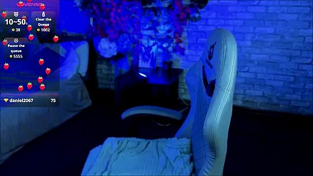 Mira Fyre online show from 10.13.25