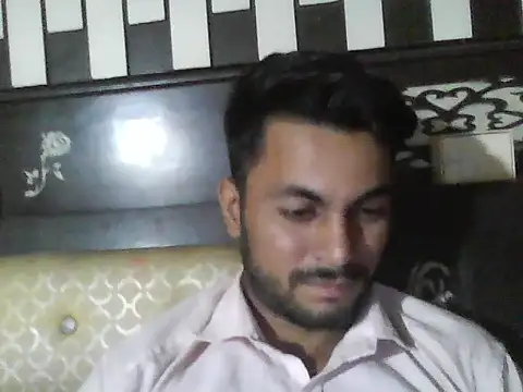 ursdreamperson online show from 11.03.25