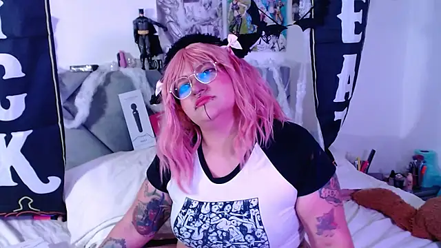 XxGreenGoodxX online show from 10.24.25