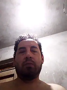 Snapshot of Lujor chatting on 07.25.26 Lujor online show from 07.25.26