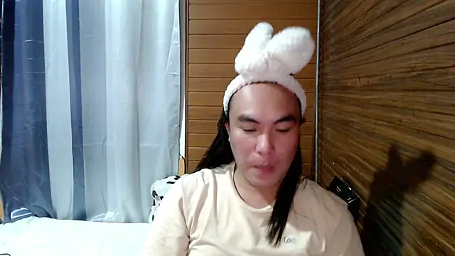 Snapshot of asianayumi chatting on 10.18.25 asianayumi online show from 10.18.25