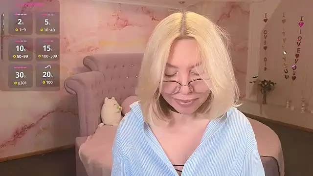 Wendy Waves online show from 11.23.25