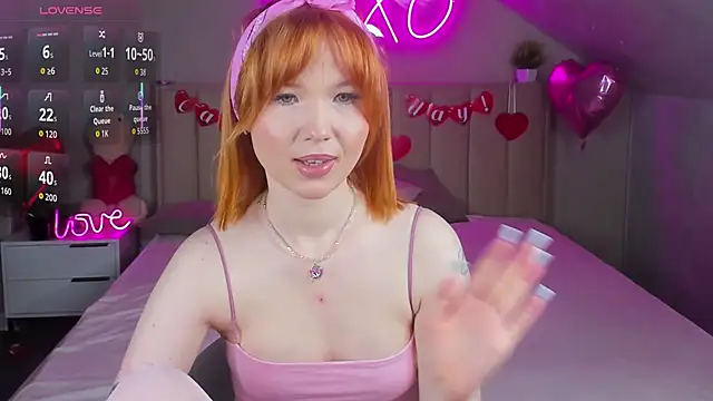 Snapshot of Anna_Patterson chatting on 02.17.26 Anna Patterson online show from 02.17.26