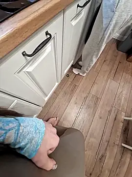 Snapshot of yourfavpsy_ chatting on 11.22.25 yourfavpsy online show from 11.22.25