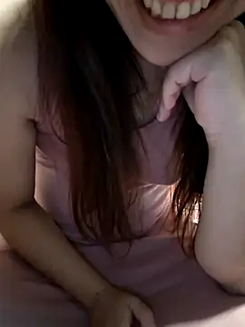 hihiakiko online show from 10.18.25