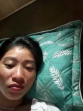 Phuongphuongg online show from 10.19.25