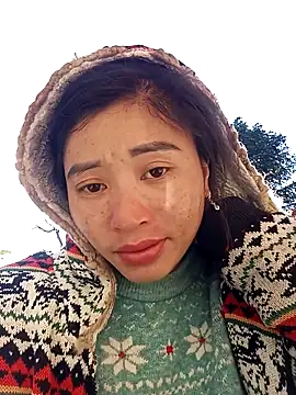 Phuongphuongg online show from 11.30.25