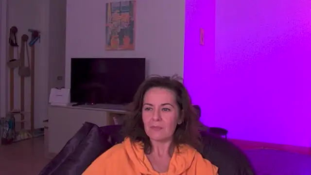 Witch in Silk online show from 10.17.25