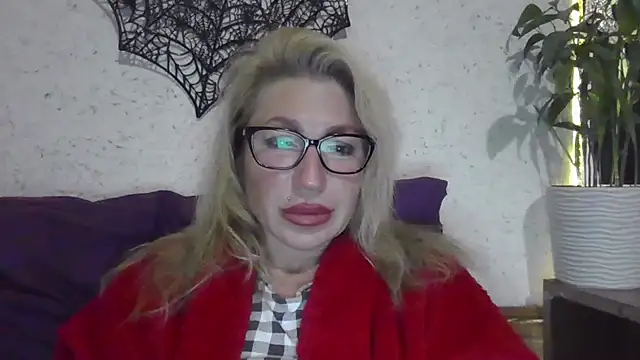 fox red lady7 online show from 11.04.25