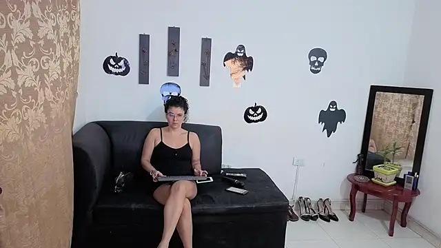 Kloewolf online show from 10.27.25