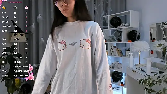 UdelaDodson online show from 11.01.25