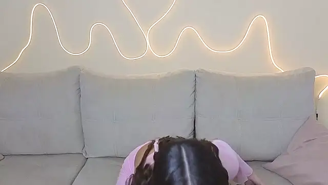 Snapshot of KathrynBrooks chatting on 11.12.25 KathrynBrooks online show from 11.12.25