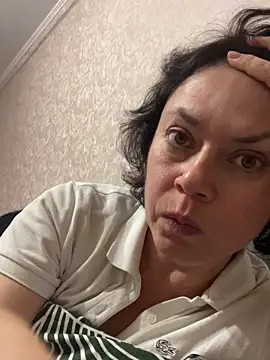 Kiravix online show from 10.13.25