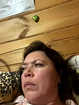 Kiravix online show from 10.31.25