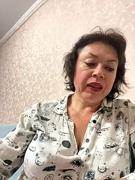 Kiravix online show from 11.06.25