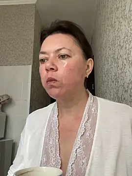 Kiravix online show from 04.13.26