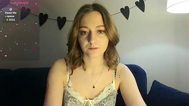 Snapshot of white_liillyy chatting on 02.16.26 white liillyy online show from 02.16.26