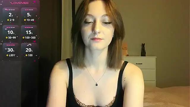 Snapshot of white_liillyy chatting on 02.22.26 white liillyy online show from 02.22.26