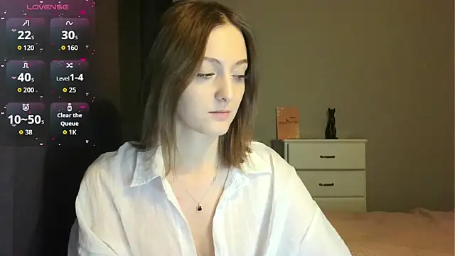 white liillyy online show from 03.13.26