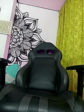 angela bigdick online show from 10.09.25
