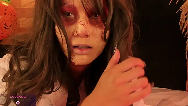 Emily brown04 online show from 10.31.25