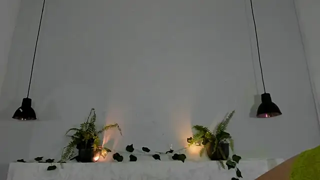 victoria flores1 online show from 11.21.25