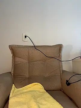 Snapshot of MarianaNinfa chatting on 11.28.25 MarianaNinfa online show from 11.28.25