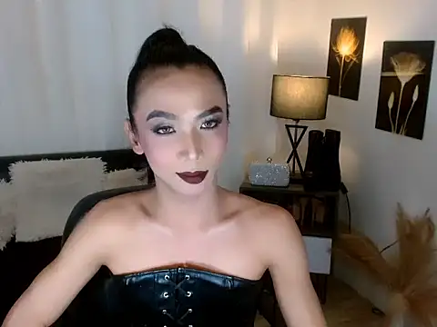 Jane Bilbeisi online show from 04.12.26