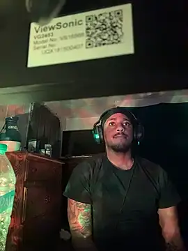 tyrek5051 online show from 11.20.25