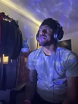 tyrek5051 online show from 11.29.25