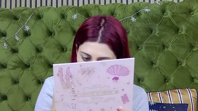 LunaHart online show from 12.18.25