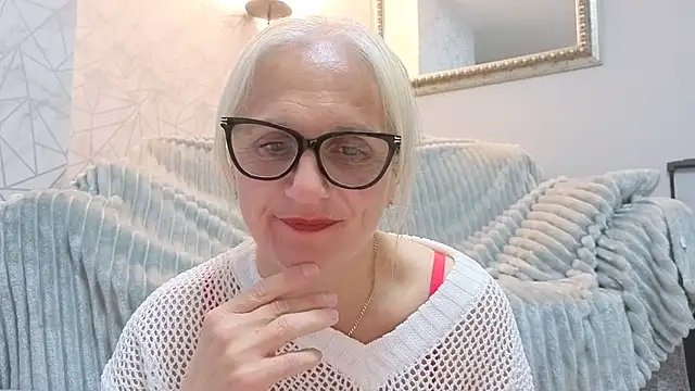 Velvet-Secrets online show from 04.22.26