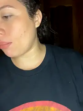 Snapshot of sabrossa chatting on 12.14.25 sabrossa online show from 12.14.25