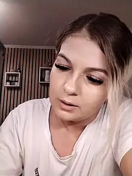 Mayaaaaaa  online show from 11.13.25