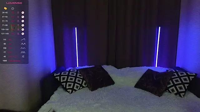 cute club online show from 11.19.25