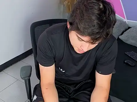 invincible200 online show from 11.14.25