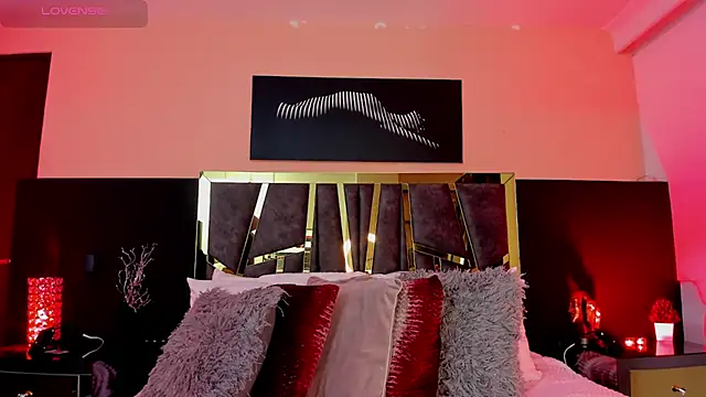 ScarletTorres online show from 11.27.25