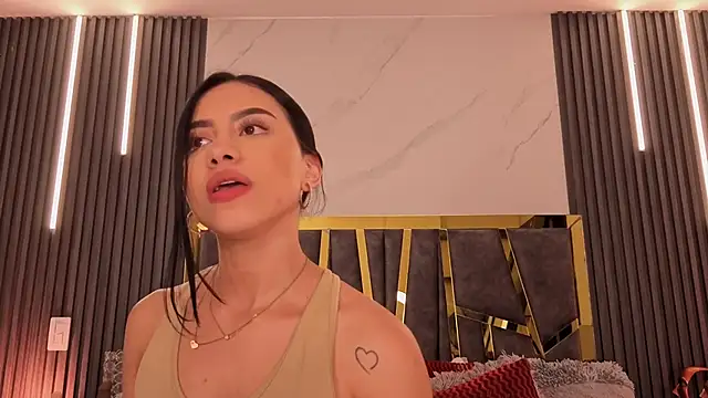 Snapshot of ScarletTorres chatting on 05.19.26 ScarletTorres online show from 05.19.26