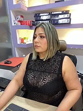 isabella horney  online show from 03.05.26